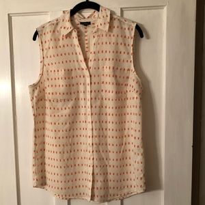 Women’s sleeveless blouse